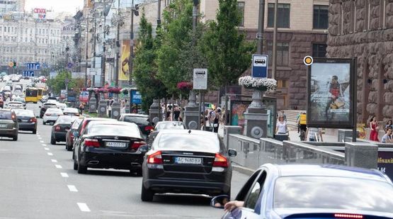 Фото рекламної площини за адресою Крещатик ул., 30 Фото рекламної площини за адресою Крещатик ул., 30