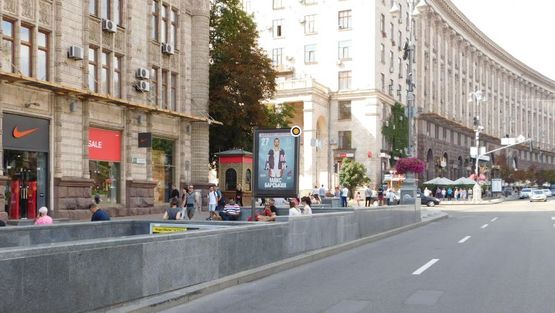 Фото рекламної площини за адресою Крещатик ул., 30 Фото рекламної площини за адресою Крещатик ул., 30