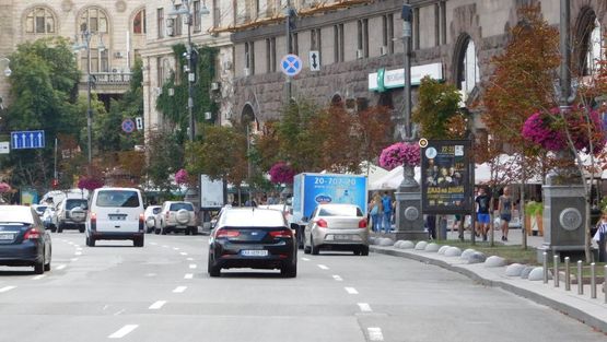 Фото рекламної площини за адресою Крещатик ул., 24