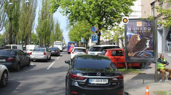 Фото рекламної площини за адресою Тараса Шевченко бул. 10