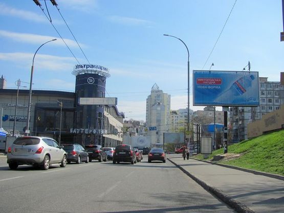 Фото рекламной плоскости по адресу Ж/д вокзал "Южный" (выезд на Василия Липковского ул., РЦ "Ультрамарин")
