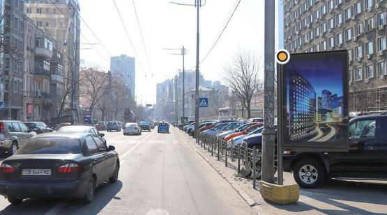 Фото рекламной плоскости по адресу Жилянская ул., 124