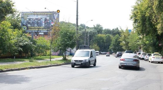 Фото рекламної площини за адресою Сырецкая ул., 35, 55 м до Ольжича ул.