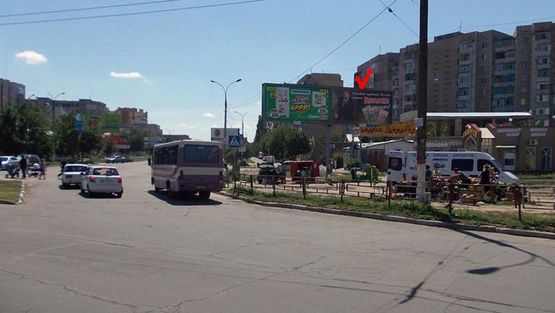 Фото рекламної площини за адресою Каховская пл., правый