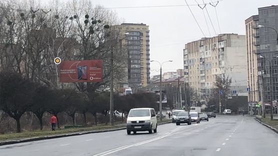 Фото рекламной плоскости по адресу Свободы ул., напротив д.№2/1, к Прибугской ул.