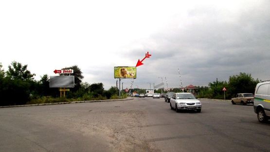 Фото рекламной плоскости по адресу Надричная ул / Сагайдачного ул, от ул Сагайдачного Фото рекламной плоскости по адресу Надричная ул / Сагайдачного ул, от ул Сагайдачного