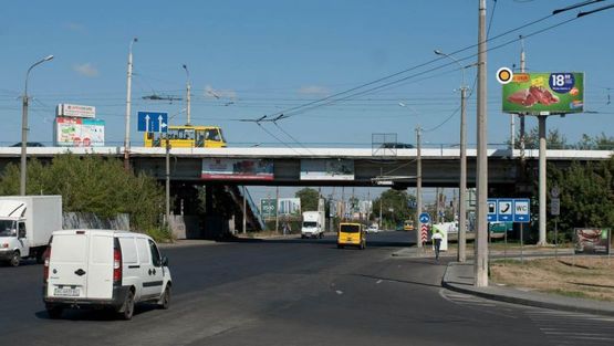 Фото рекламної площини за адресою Карпенко-Карого ул / Победы пр, в центр
