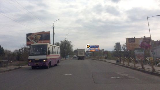 Фото рекламной плоскости по адресу Набережная Шевченко, мост через р. Стырь
