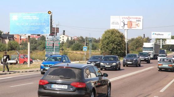Фото рекламної площини за адресою Кольцевая дорога, въезд в Эпицентр и МЕТРО