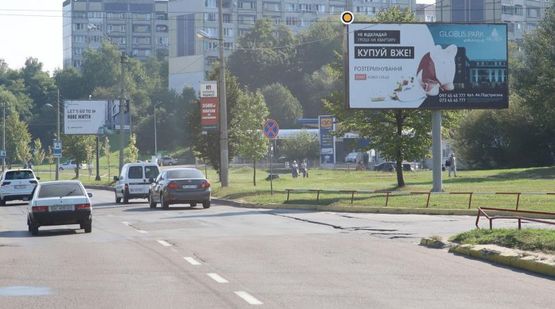 Фото рекламної площини за адресою Хуторовка ул., возле рынка "Шувар" Фото рекламної площини за адресою Хуторовка ул., возле рынка "Шувар"