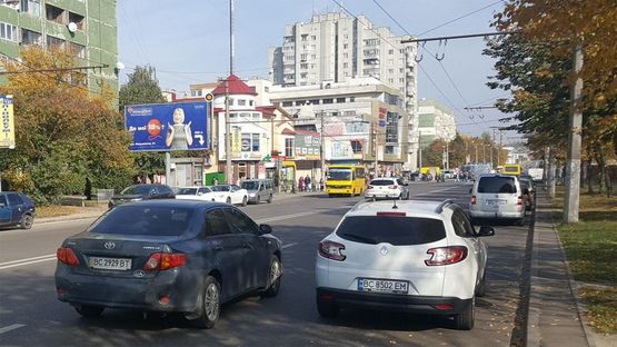 Фото рекламной плоскости по адресу Сыховская ул., 28 (ТЦ "Искра) Фото рекламной плоскости по адресу Сыховская ул., 28 (ТЦ "Искра)