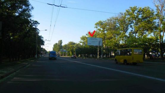 Фото рекламной плоскости по адресу Г.Сталинграда пр., район "Метро" (2)