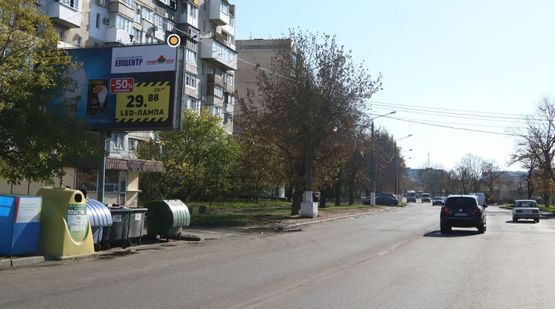 Фото рекламной плоскости по адресу Генерала Петрова ул., 68