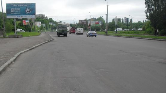 Фото рекламной плоскости по адресу Князя Владимира ул  / Шухевича ул, в центр Фото рекламной плоскости по адресу Князя Владимира ул  / Шухевича ул, в центр