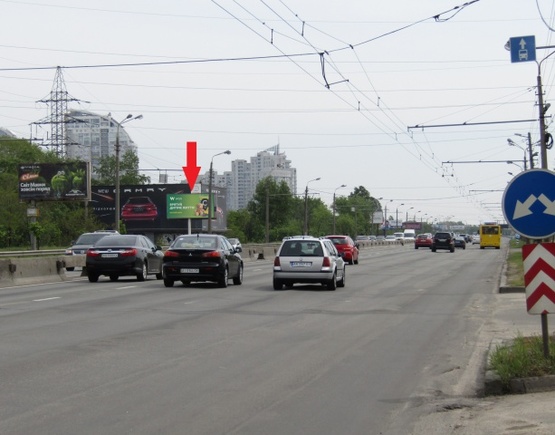 Фото рекламной плоскости по адресу Степана Бандеры, 28, просп. (напротив Автосалоны "Тойота", "АИС", "Виннер Автомотив", ТЦ Plazma, ТЦ "Макрос", МЕТРО) в напр. просп. С.Бандеры