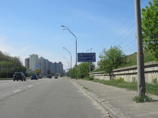 Фото рекламної площини за адресою Саперно-Слободская ул., выезд с ул. Киквидзе (АЗС "WOG", "Строительная гильдия", в сторону Московской пл.)