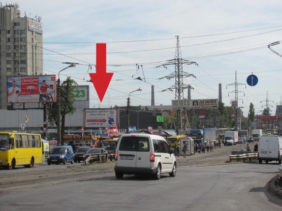 Фото рекламної площини за адресою Красногвардейская ул. - ст. м.  "Черниговская"  (супер-маркет "Novus", аптека "Доброго дня"