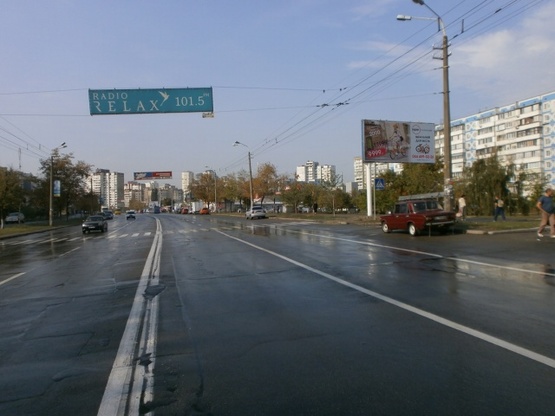 Фото рекламной плоскости по адресу ул. Маяковского, 21, в сторону Московского моста (Watsons, ЕКО-маркет, Эльдорадо, рынок)