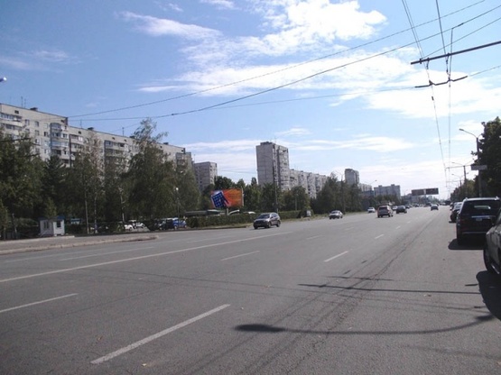 Фото рекламної площини за адресою Свободы Людвига ул., 46, (ресторан "Мафия", маркет "Класс", "АЛЛО", автомагазин, компьютерный клуб "Pyramida"), направл. в центр города