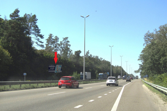 Фото рекламної площини за адресою Брест - Литовское шоссе, в напр. из Киева