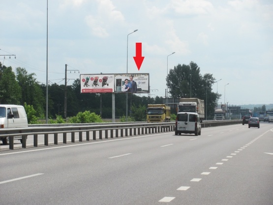 Фото рекламной плоскости по адресу Новообуховская трасса (Днепропетровское шоссе), в направлении из г. Киев, правая