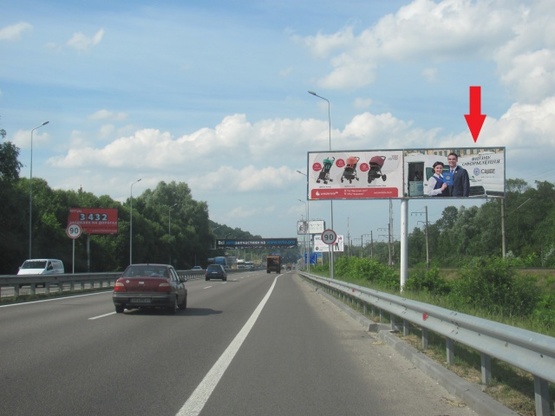 Фото рекламной плоскости по адресу Новообуховская трасса (Днепропетровское шоссе), в направлении в г. Киев, правая