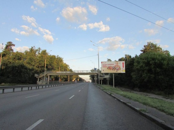 Фото рекламної площини за адресою Перемоги проспект, виїзд із міста (біля  пішохідного переходу), рух в напрямку Житомира Фото рекламної площини за адресою Перемоги проспект, виїзд із міста (біля  пішохідного переходу), рух в напрямку Житомира