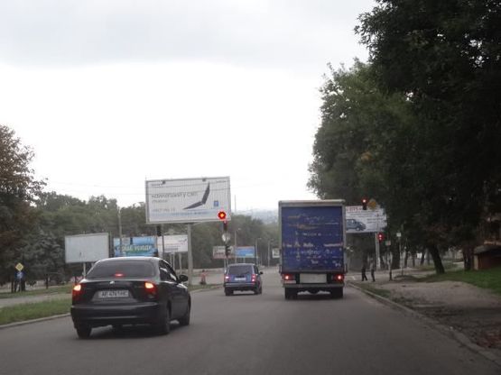 Фото рекламной плоскости по адресу Мазепы пр., 51 - Гордиенка ул., в центр Фото рекламной плоскости по адресу Мазепы пр., 51 - Гордиенка ул., в центр