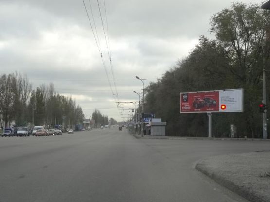 Фото рекламної площини за адресою Запорожское шоссе - Джинчарадзе ул., правая Фото рекламної площини за адресою Запорожское шоссе - Джинчарадзе ул., правая