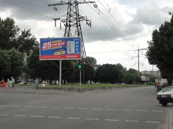 Фото рекламної площини за адресою Поля пр. - Стромцова ул., из центра