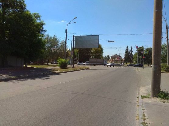 Фото рекламної площини за адресою Полевая ул. + Плехановская ул. (флажок) - ПРИЗМА Фото рекламної площини за адресою Полевая ул. + Плехановская ул. (флажок) - ПРИЗМА