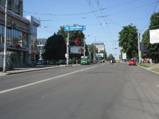 Фото рекламной плоскости по адресу м. Рівне, вул. Грушевського, перехрестя з вул. Гагаріна Фото рекламной плоскости по адресу м. Рівне, вул. Грушевського, перехрестя з вул. Гагаріна