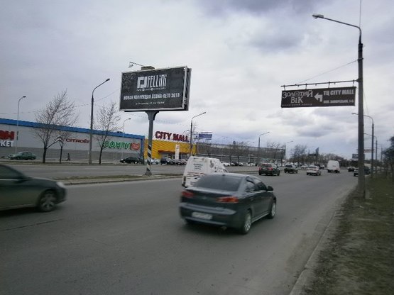 Фото рекламної площини за адресою Набережна магістраль - вул.Фортечна, "АШАН", "Сіті Мол", напрямок руху до порту (призматрон) Фото рекламної площини за адресою Набережна магістраль - вул.Фортечна, "АШАН", "Сіті Мол", напрямок руху до порту (призматрон)