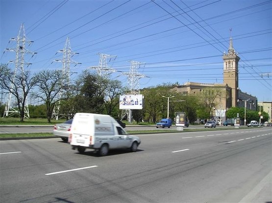 Фото рекламной плоскости по адресу пр.Соборний - вул.Верхня, ст.Б (призматрон) Фото рекламной плоскости по адресу пр.Соборний - вул.Верхня, ст.Б (призматрон)