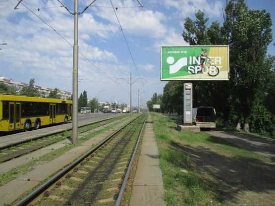 Фото рекламной плоскости по адресу Харківське шосе, 46 навпроти, рух до Дарницької площі Фото рекламной плоскости по адресу Харківське шосе, 46 навпроти, рух до Дарницької площі