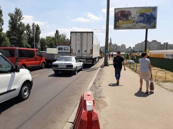 Фото рекламної площини за адресою Палладина акад. 31 напроив к Победы