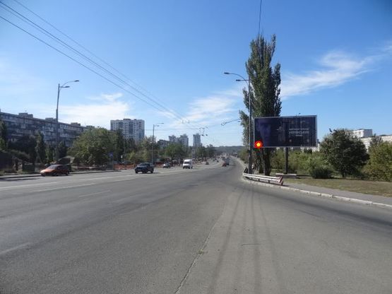 Фото рекламної площини за адресою Вoссoединения пр. , выезд с  ул. М.Раскoвoй Фото рекламної площини за адресою Вoссoединения пр. , выезд с  ул. М.Раскoвoй