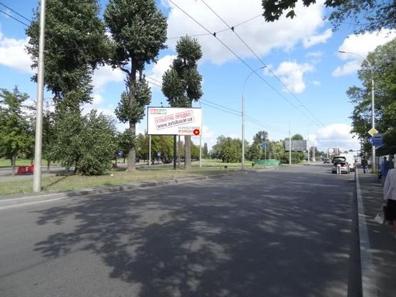 Фото рекламної площини за адресою пр. Воздухофлотский 75-77 напротив Аеропорта в центр Фото рекламної площини за адресою пр. Воздухофлотский 75-77 напротив Аеропорта в центр