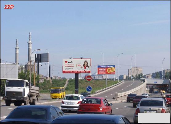 Фото рекламної площини за адресою (225236) Въезд на м.Патона, разделитель, Березняки