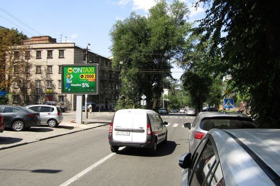 Фото рекламной плоскости по адресу m048B,вул. Шевченка - вул. Володимира Моссаковського