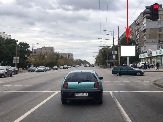 Фото рекламной плоскости по адресу t218A,просп. Слобожанський (Газети Правда), 117 - вул. Воронезька, на світлофорі