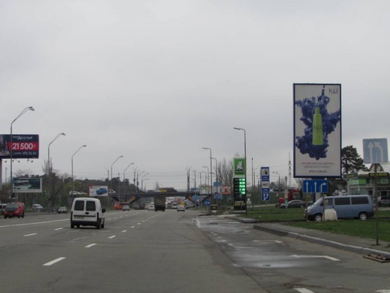 Фото рекламной плоскости по адресу Броварський проспект, (М) "Чернігівська" (попереду  АЗС "ОККО", рух в напрямку Броварів) Фото рекламной плоскости по адресу Броварський проспект, (М) "Чернігівська" (попереду  АЗС "ОККО", рух в напрямку Броварів)