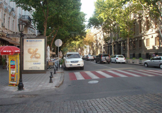 Фото рекламной плоскости по адресу Ришельевская, 5 B Фото рекламной плоскости по адресу Ришельевская, 5 B