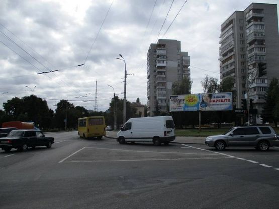 Фото рекламной плоскости по адресу просп. Мира х ул.Войкова призма (грань 4)