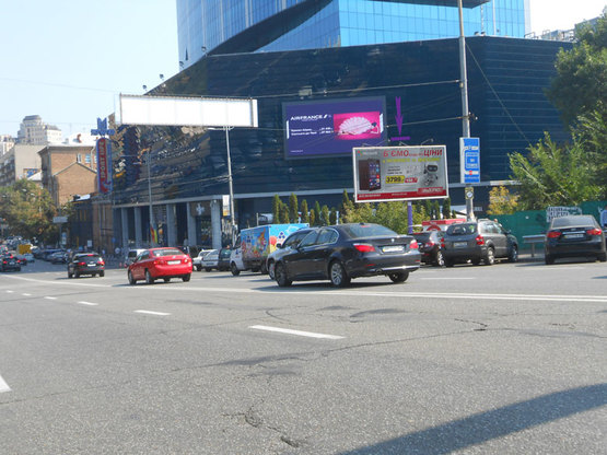 Фото рекламної площини за адресою ул.Л.Толстого,59 направление Южного вокзала Фото рекламної площини за адресою ул.Л.Толстого,59 направление Южного вокзала
