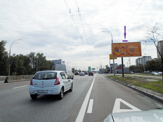 Фото рекламної площини за адресою пр. Ватутіна, 8  біля повороту до "Фуршету" Фото рекламної площини за адресою пр. Ватутіна, 8  біля повороту до "Фуршету"