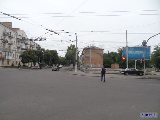 Фото рекламной плоскости по адресу Zt 033-3 вул. Київська,6/вул.Театральна А3