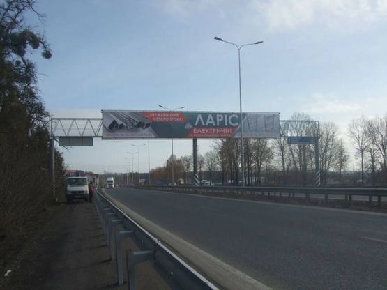 Фото рекламної площини за адресою Хмельницкая трасса (Якушинцы) въезд левая