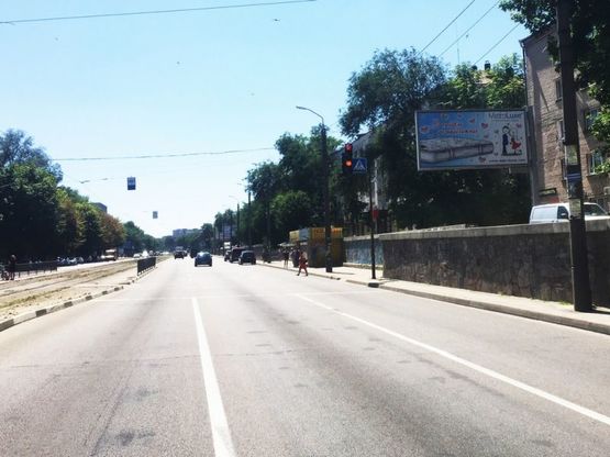 Фото рекламной плоскости по адресу пр.Б.Хмельницького, буд.№14 , маг.Атлант Фото рекламной плоскости по адресу пр.Б.Хмельницького, буд.№14 , маг.Атлант