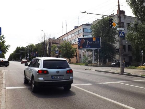 Фото рекламной плоскости по адресу пр.О.Поля - вул.М.Драгоманова Фото рекламной плоскости по адресу пр.О.Поля - вул.М.Драгоманова